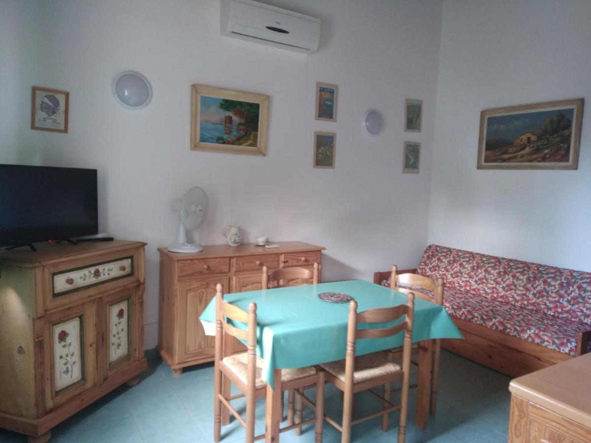 Le Rateau Bavoir Калви Екстериор снимка